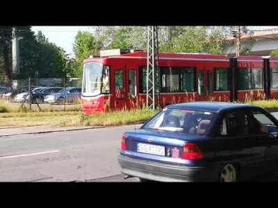 WuDwaKa - Jak tramwaj cofa to sądziłem, że motorniczy na "czuja" to robi. Tymczasem m...