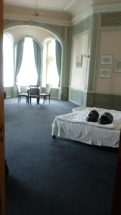 absoladoo - Galanty ten pokój hotelowy za 150 zł. #motocykle w komentarzu