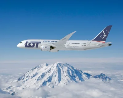 Promozet1 - #lotnictwo #aircraftboners


 Dreamliner w barwach LOT-u wykonał 30 wrześ...