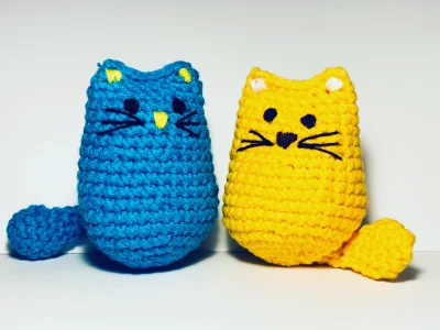 oh_cherry - Żółciutki kotek dostał niebieskiego brata :)

#szydelkowanie #szydelkujzw...