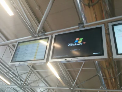 Mithrindil - #windows #xp 

Ciampino Airport