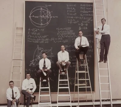 Zdejm_Kapelusz - Naukowcy NASA, rok 1961.

#fotografia #fotohistoria #nauka #nasa