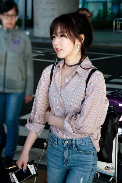 XKHYCCB2dX - #wendy #redvelvet 
#koreanka