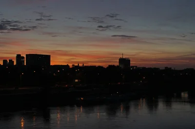 gwozdz - Wczorajszy zachód słońca w #Warszawa