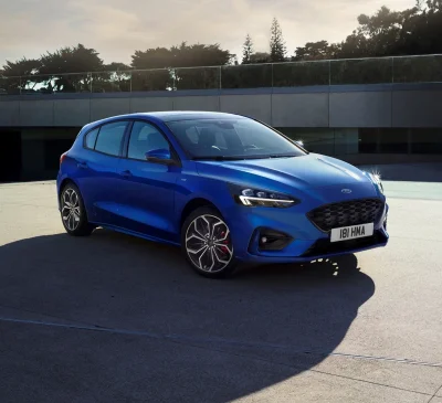 t0mek - #ford #fordfocus 
Czy tylko mi wydaje się, że ten nowy Focus wygląda bardzo ...