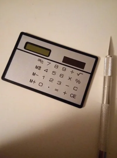 Hologrameyes - oto kalkulator który można trzymać w portfelu ofc nie działa dzienki p...