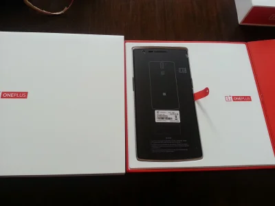 MtEden - I jest! Zamówiony tydzień temu w piątek. 

#oneplus #oneplusone #oneone111ko...