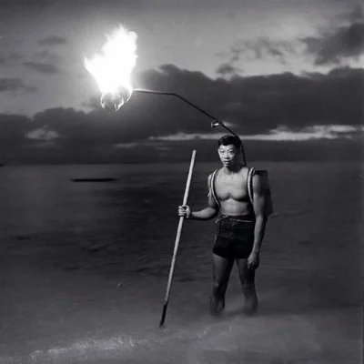 brusilow12 - Nocny połów ryb na Hawajach w 1948 roku


#fotohistoria #ciekawostki ...