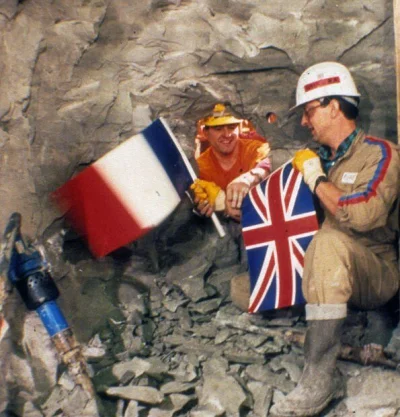 piwniczak - Tunel pod Kanałem Angielskim był jednocześnie kopany z dwóch stron, aby p...