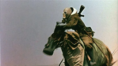 brusilow12 - Chiński kawalerzysta podczas ćwiczeń z bronią jądrową. Poligon atomowy L...