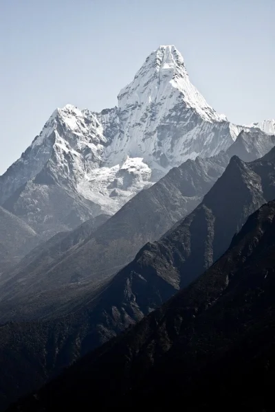 iwarsawgirl - Szczyt Ama Dablam, Himalaje, fot. Denis Messié

#gory #earthporn #fotog...