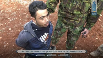 60groszyzawpis - Na zdjęciu żołnierz SAA pojmany przez HTS pod Rasm Alward. Zginął ch...