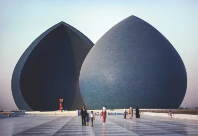 myrmekochoria - Monument Al-Shaheed

Monument w Bagdadzie zaprojektowany przez irac...