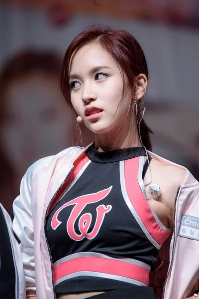 K.....o - #mina #twice 
#koreanka #japonka