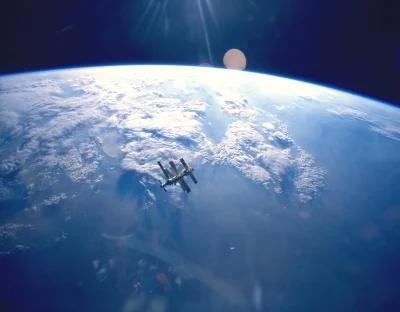lennyface - #astronautyka #kosmosboners #mir
Załogowa stacja orbitalna Mir, zdjęcie ...