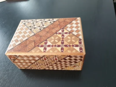 zeus_pl - Mam tak wykonaną pudełko zagadkę, piękna rzecz. Można ściągnąć z Japonii pr...