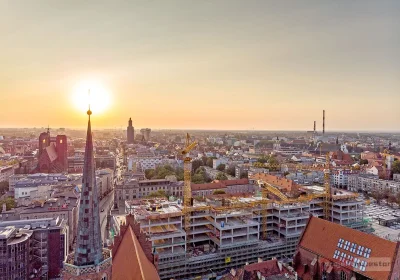 Projekt_Inwestor - Tak prezentuje się biurowiec Nowy Targ, który powstaje w samym ser...