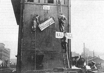 Zwiadowca_Historii - 7 marca 1953 komuniści zmienili nazwę Katowic na Stalinogród.
Z...