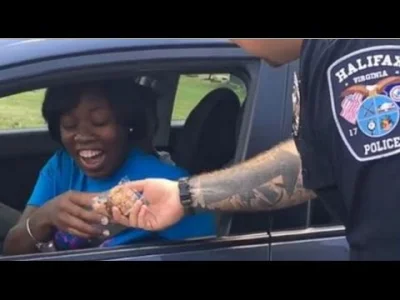 pozmu - #policja w #usa (Virginia) zatrzymuje afro-amerykaninów za złamanie jakiegoś ...