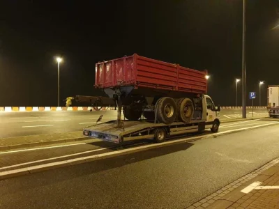 seven4pl - Niewiedza, czy brak wyobraźni

Z dzisiejszej nocy... Policjanci poznańskie...