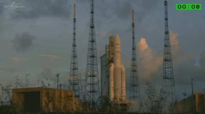 blamedrop - Start rakiety Ariane 5 ECA wraz z satelitami EchoStar 18 i BRIsat
18 cze...