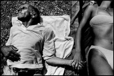 MeritumApp - "Wyspa przeklętych"

1994, wyspa Leros (Grecja), chory psychicznie męż...