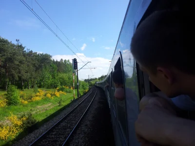 msichal - Nie wiem o co chodzi ba tych polskich liniach kolejowych. 
Na trasie Lublin...