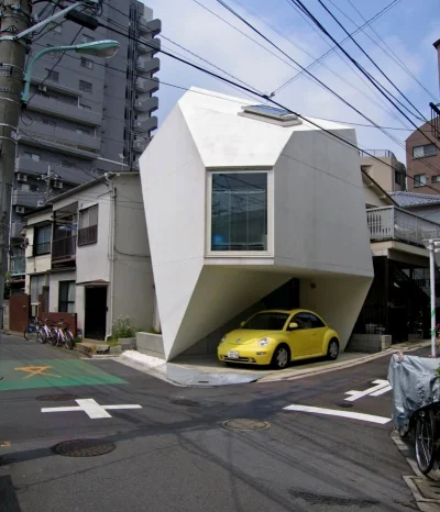 enforcer - Mały domek w Tokio.
 #tokio #japonia #achitektura #ciekawostki #budownictw...