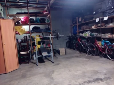 walerrr - Fajna garażowa siłownia?

#mikrokoksy #silownia