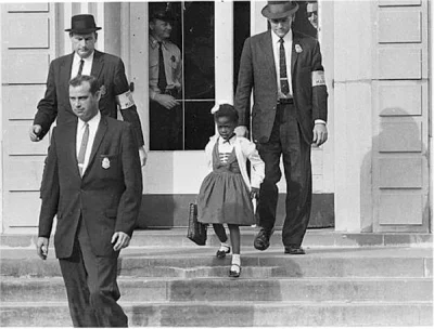 wolodia - @appylan: Myślę, że warto tutaj jeszcze wspomnieć także o Ruby Bridges. W 1...