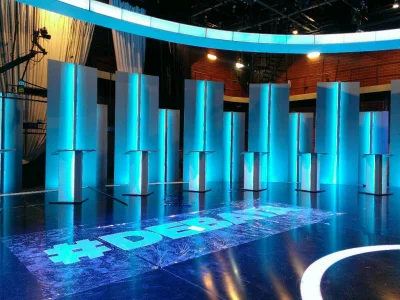 Fredericksen - Tak będzie wyglądać studio #tvp podczas dzisiejszej #debataprezydencka...