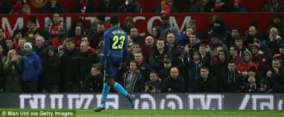 maciekbe - Jakoś jak Welbeck w barwach Arsenalu strzelił im na Old Trafford to reagow...