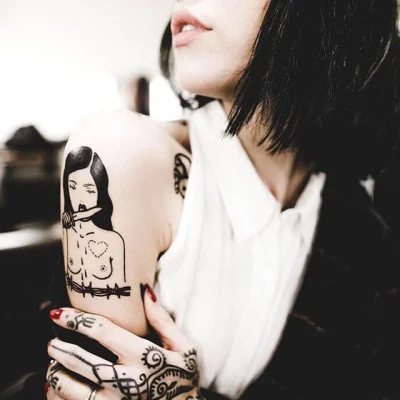 666donovo - #ladnapani #hannahsnowdon #hannahsykes #tatuaze #tattoo #tattooboners