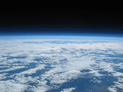 czokon - Cześć, to widok z mojego biura
30km nad Ziemią (⌐ ͡■ ͜ʖ ͡■) #!$%@? balonem ...