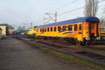 SDammtsg - @NieTakiCebulak: Wystarczy podpiąć żółtą lokomotywę i od razy lepiej ( ͡° ...