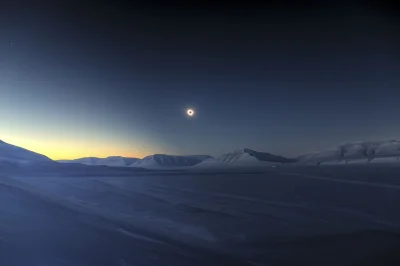 R2D2zSosnowca - Zaćmienie słońca 20.03.2015 Norwegia 
Zwycięska fotografia w konkursi...