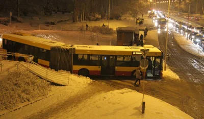 lewactwo - #tramwaje > #autobusy

Szyny to ZALETA a nie WADA tramwaju!

#komunika...