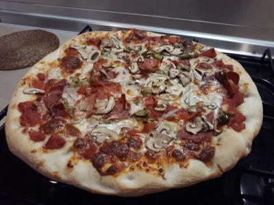 Kamzam - Pizza z kamienia :D

#gotujzwykopem #pizza