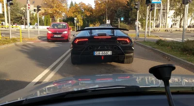 intires98 - Ładne to lambo (｡◕‿‿◕｡)

#motoryzacja #carspotting