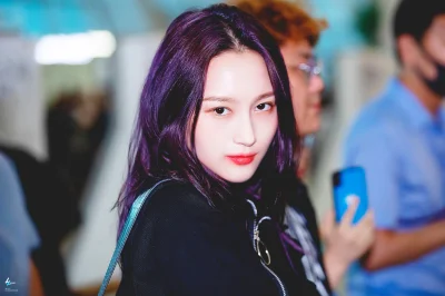 XKHYCCB2dX - #siyeon #dreamcatcher
#koreanka