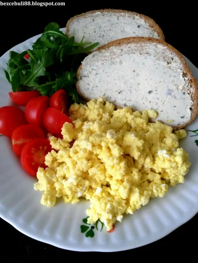 karamija - Co dziś u was na #sniadanie ?

#jedzzwykopem #gotujzwykopem #kociopyta