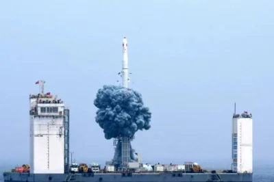 yolantarutowicz - Podczas gdy rakiety SpaceX lądują na barce unoszącej się na morzu t...