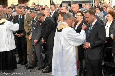 Siegel - @marianbaczal: udławił się komunią