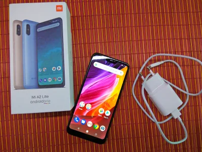 lady_katarina - Mireczki #chwalesie !!! Dotarł dzisiaj do mnie smartfon Xiaomi Mi A2 ...