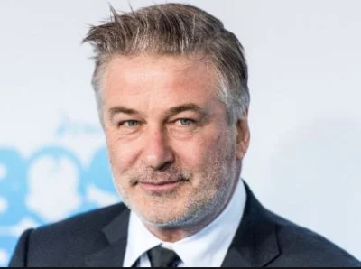 baronio - 5:00 operator tej aparatury wyglada jak Alec Baldwin ( ͡° ͜ʖ ͡°)
.