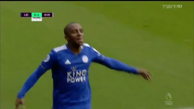 zwyczajne-wykopowe-konto - Ricardo Pereira Leicester 1:1 Everton
#mecz #golgif #prem...