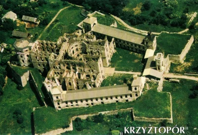 Bonthyc - @Mr--A-Veed: zamek był budowany dłużej niż był używany. Turystyczna perełka...