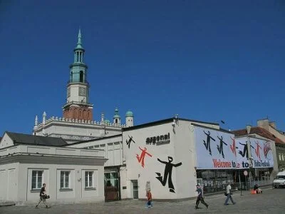 JestemGraczem - @MechanicznyTurek 
@Slais 
nie mogę się zdecydować czy rynek w #pozna...