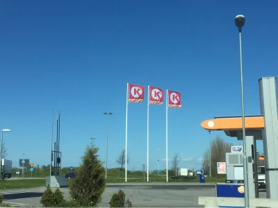 Brydzo - Trochę niefortunne to logo na masztach.
#kkk #circlek #statoil