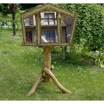 Stowarzyszenie-Stop-Heterom - zbudowałem dom dla ptaszków, bo zima idzie i będzie zim...